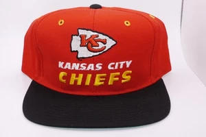 New Era Pro KMG - Vintage KANSAS CITY CHIEFS SNAPBACK Mütze ungetragen rot/schwarz NOS - Bild 1 von 8
