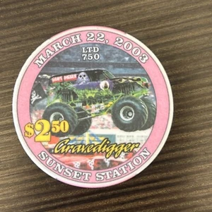 $2.5 SUNSET STATION MONSTER JAM HENDERSON NEVADA CASINO CHIP GRAVE DIGGER RARE - Picture 1 of 3