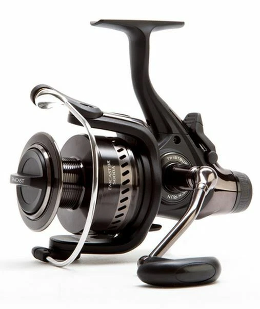 Carrete de pesca Daiwa Emcast BR 4000 - ECBR4000A Foto 1 de 1