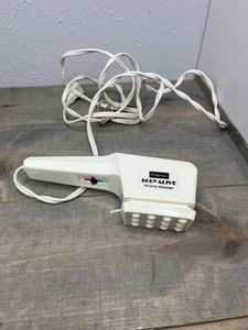 Masajeador personal Pollenex Body Alive calor profundo PG100 de mano con 1 accesorio - Imagen 1 de 2