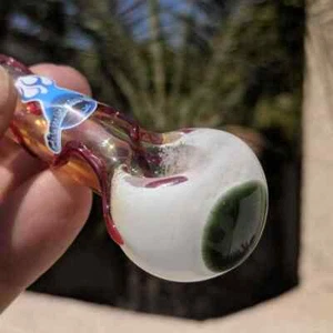 Camaleonte Vetro Optometrista "Eyeball" Pipa Vetro - Bagliore al Buio - Foto 1 di 6