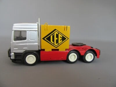 C277 Kit Metal Assemblato Mercedes SK 2648 Camion 3 Assi 1992 Grigio 1:50 - Immagine 1 di 4