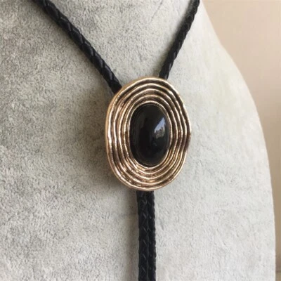 Collar de cuero vintage chapado en oro piedra obsidiana negra con corbata Bolo Foto 1 de 4