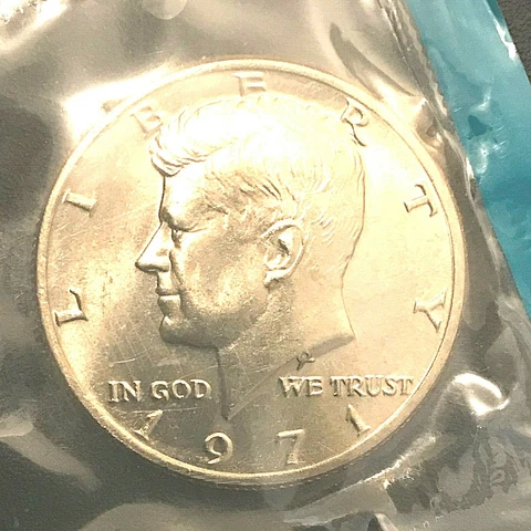 1971 P D S Kennedy Half Dollar Clad  Choice in Mint Cello + Proof (3 Coins) Cover