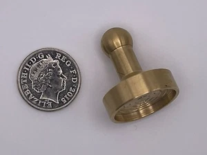 Coin Thru Hand Magic 10 Pence Coin - 10p Coin Through Hand Close Up Magic Trick - Picture 1 of 4