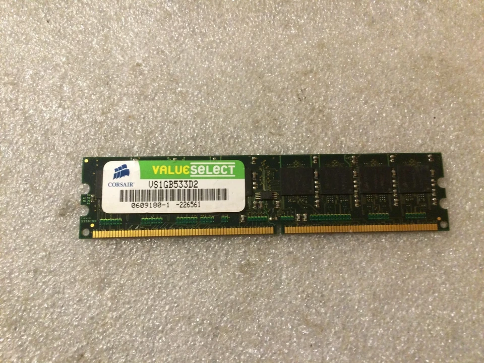 Memoria DDR2 Corsair VS1GB533D2 1GB PC2-4200 533MHz CL4 240-Pin - Immagine 1 di 1