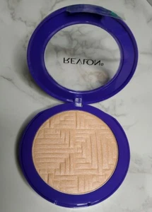 Revlon Electric Shock Highlighting Powder #304 Prismatic Light - Picture 1 of 7