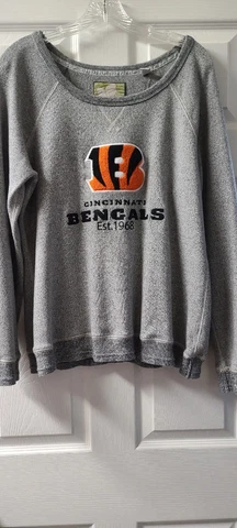 CINCINNATI BENGALS TOMMY BAHAMA SWEATER LADIES LARGE Cover