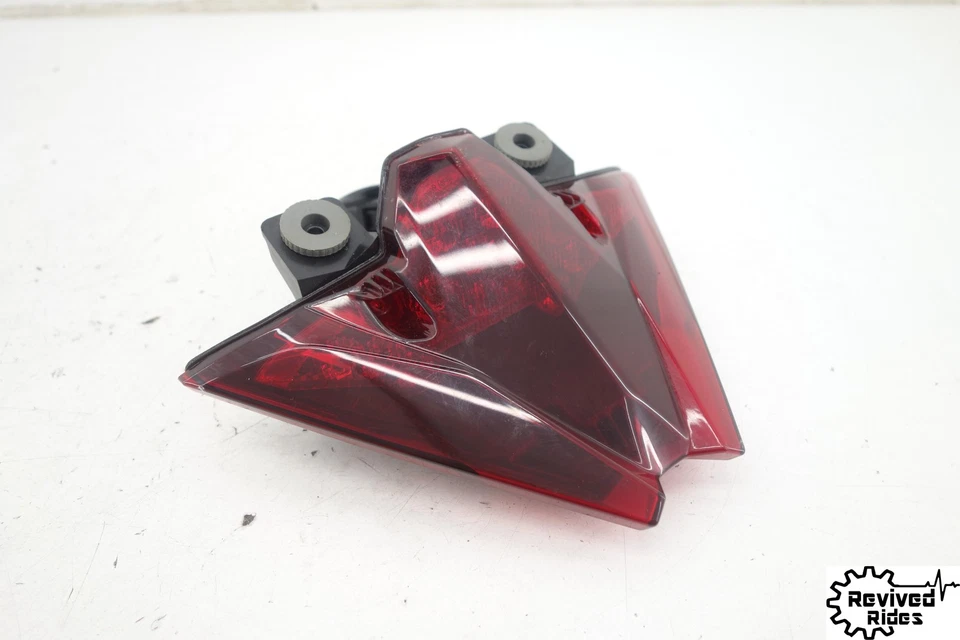 Luz trasera freno trasero 24-25 Kawasaki Ninja 500 Z500 OEM 23025-040 Foto 1 de 4