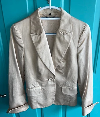 复古 BEBE 修身单排扣西装外套,米色/香槟色女式 6 码,状况完好 — 第 1/4 张图片