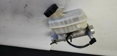 2001 2002 2003 2004 2005 KIA SEDONA BRAKE MASTER CYLINDER OEM B Foto 1 de 4