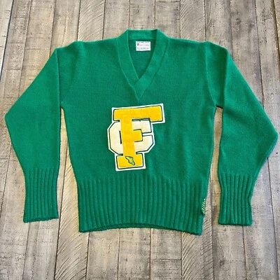 Suéter Letterman Universitario Premio Mujer Verde Años 50 De Colección Letras FC Foto 1 de 4