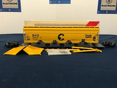 Weaver Chessie #603761 4-Bay Centerflow Covered Hopper w/ Long Hatches KIT 1531 - Image 1 of 3