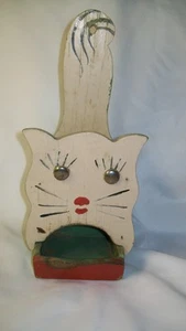 ANTIQUE CAT PRIMITIVE MATCH HOLDER FARMHOUSE WALL MOUNT HAND PAINTED - Picture 1 of 8