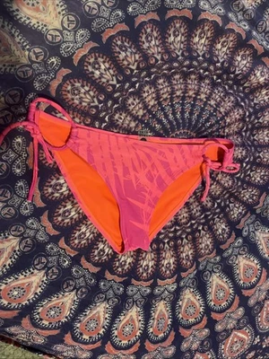 roxy swim bikini bottoms medium — 第 1/4 张图片