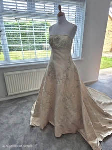 Wedding Dress Size 8 - Picture 1 of 9
