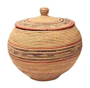 Vintage Alaska Eskimo Lidded Grass Basket - Hooper Bay -  Very Finely Coiled - Picture 1 of 7