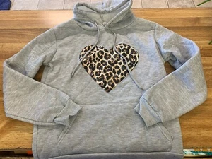 'Leopard Print Heart' Youth Gray Hoodie / Hooded Sweater - Picture 1 of 4