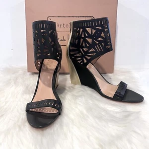 Nicole Miller Artelier Turks Black Gold Geometric Cutout Wedge Sandals Size 11 M - Picture 1 of 12