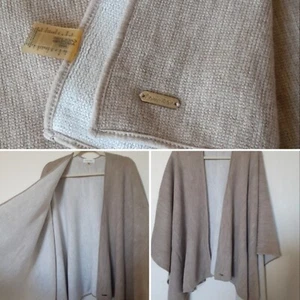 Calvin Klein Cape Wrap Shawl Beige Oatmeal One Size CK Logo Open Poncho Acrylic - Picture 1 of 24