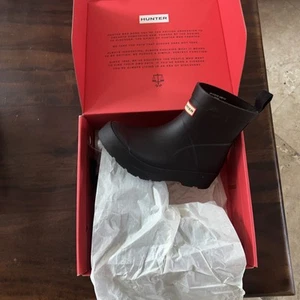 Hunter Kids LK Play Boot Black New In Box Size 2 Girls - Picture 1 of 4