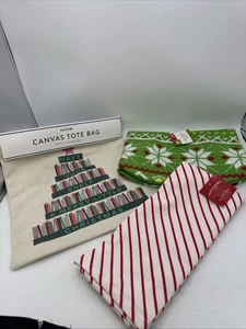 3 Target neue Tragetasche, Mini Baum Rock Tischplatte, Handtuch, traditionelle Weihnachten. - Bild 1 von 7