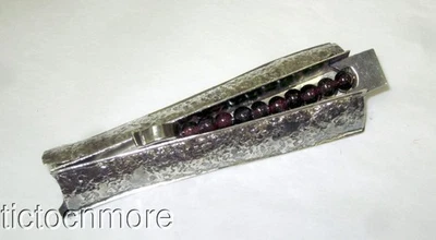 РЕТРО РЕМЕСЛЕННИК ЧАРЛЬЗ АЛЬБЕРТ ИЗ ЧИСТОГО ВИНОГРАДА ГРАНАТ АБСТРАКТНОЕ ЗАЯВЛЕНИЕ ЗНАЧОК 1989 - Изображение 1 из 4