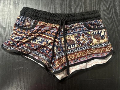 Women’s Hot Kiss Fun Print Boho Mini Short Short Size Md - Image 1 of 4