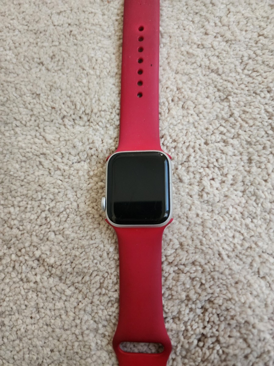 Apple Watch Series 5 Smart 40 mm Case Wristwatches for Sale Apple Watch Series 5 Smart 40 mm Case Wristwatches for Sale