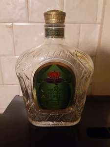 Crown Royal Apple 750ML leere Glasflasche mit Verschluss zum Basteln/Dekor Kunst - Bild 1 von 2