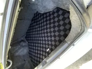 Alfombra alfombrilla trasera a cuadros P2M para Honda Civic Sedán 1996-00 EK3 maletero de carrera - Imagen 1 de 4