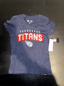 NUEVO CON ETIQUETAS NFL Tennessee Titans Jóvenes Niñas Gráfico Deslumbrante Camiseta Azul Marino Talla 6/6X - Imagen 1 de 6