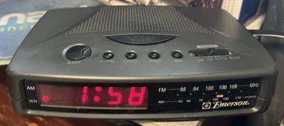 Emerson Clock Radio Black Model CK5027 Tested! - Image 1 of 3