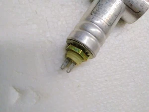 32+32 uf 350v 385v Double Condensateur Nos SIC SAFCO 1 Pcs D12h4 - Picture 1 of 4