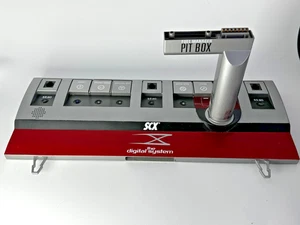 SCX 1/32 Scale Digital Computer Pit Box Track Base β Used π - Picture 1 of 4