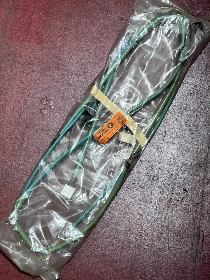 BMW E3 BAVARIA 3.0si ARNÉS MOTOR INYECTADO COMBUSTIBLE NLA OEM GENUINO 61111360450 Foto 1 de 1