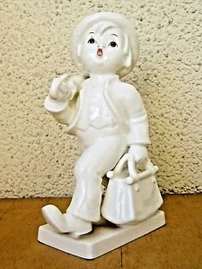 Hummel Figurine "MERRY WANDERER" HUM 7/I Goebel EXPRESSIONS OF YOUTH MINT F937 - Picture 1 of 7