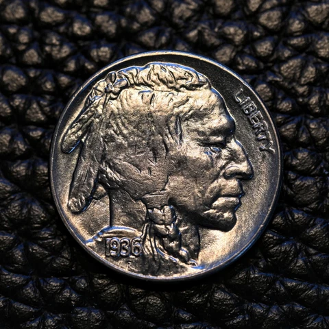 (ITM-5018) 1936-P Buffalo Nickel ~ GEM Condition ~ NICE SPLIT TAIL! Cover
