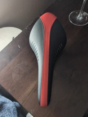 Fizik Arione R3 Kium Rail Road Bike Saddle - Black - Image 1 of 4