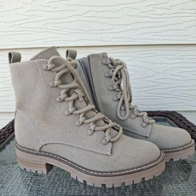 Women's Canvas Lace Up Boots Size 6 Beige Side Zip Combat Universal Thread  - Image 1 of 4