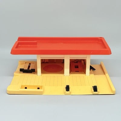 Tomy Vintage Auto Repair Carwash Gas Station Replacement Playset  - Image 1 of 4