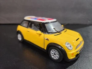 Kinsmart Yellow Mini Cooper S International 1:28 - Picture 1 of 7