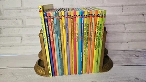 LOT OF 23 DISNEY'S WONDERFUL WORLD OF READING CHILDREN'S BOOKS - Picture 1 of 5