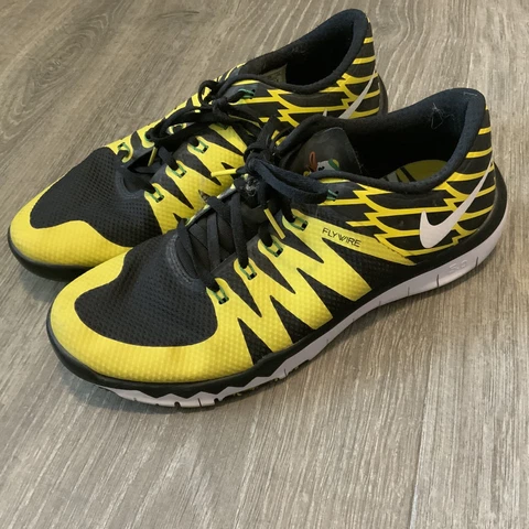 Nike Oregon Ducks Free 5.0 Fly Wire Yellow Black Shoes Men’s Size: 10 Used Cover