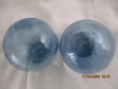 2 auténticos flotadores de pesca de vidrio japonés azul profundo Alaska Beachcombed  Foto 1 de 4