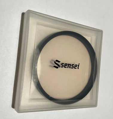 Vintage Quantaray 72mm Lens Filter 1A Skylight 1A in new case - Image 1 of 2