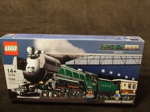 * New * 10194 LEGO Emerald Night Train Set  Sealed Box  ( Free Shipping ) - Picture 1 of 8