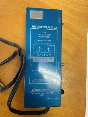Winegard VHF broadband Amplifier DA-2400117VAC 60HZ 5.5W 1/8A AGC 250V - Image 1 of 4