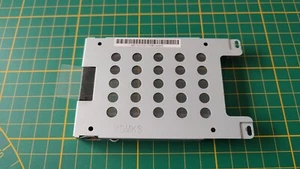 Caddie disque dur AM01Q000400YDMK0A0865 pièce pc portable Hp DV7 1040em C82 - Picture 1 of 2