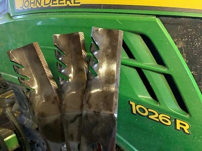 Set of 3 G6 Gator blades for John Deere 1023E, 1025R and 1026R  with 60" mowers - Image 1 of 2